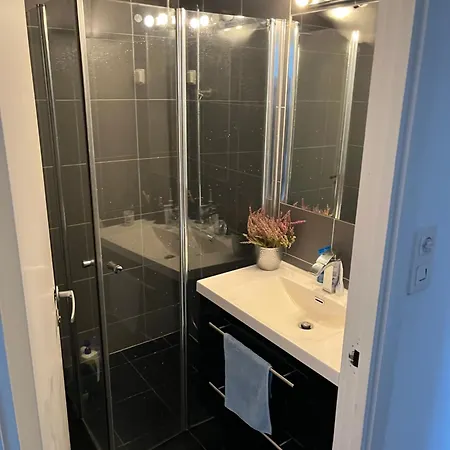 Vm Apartment *